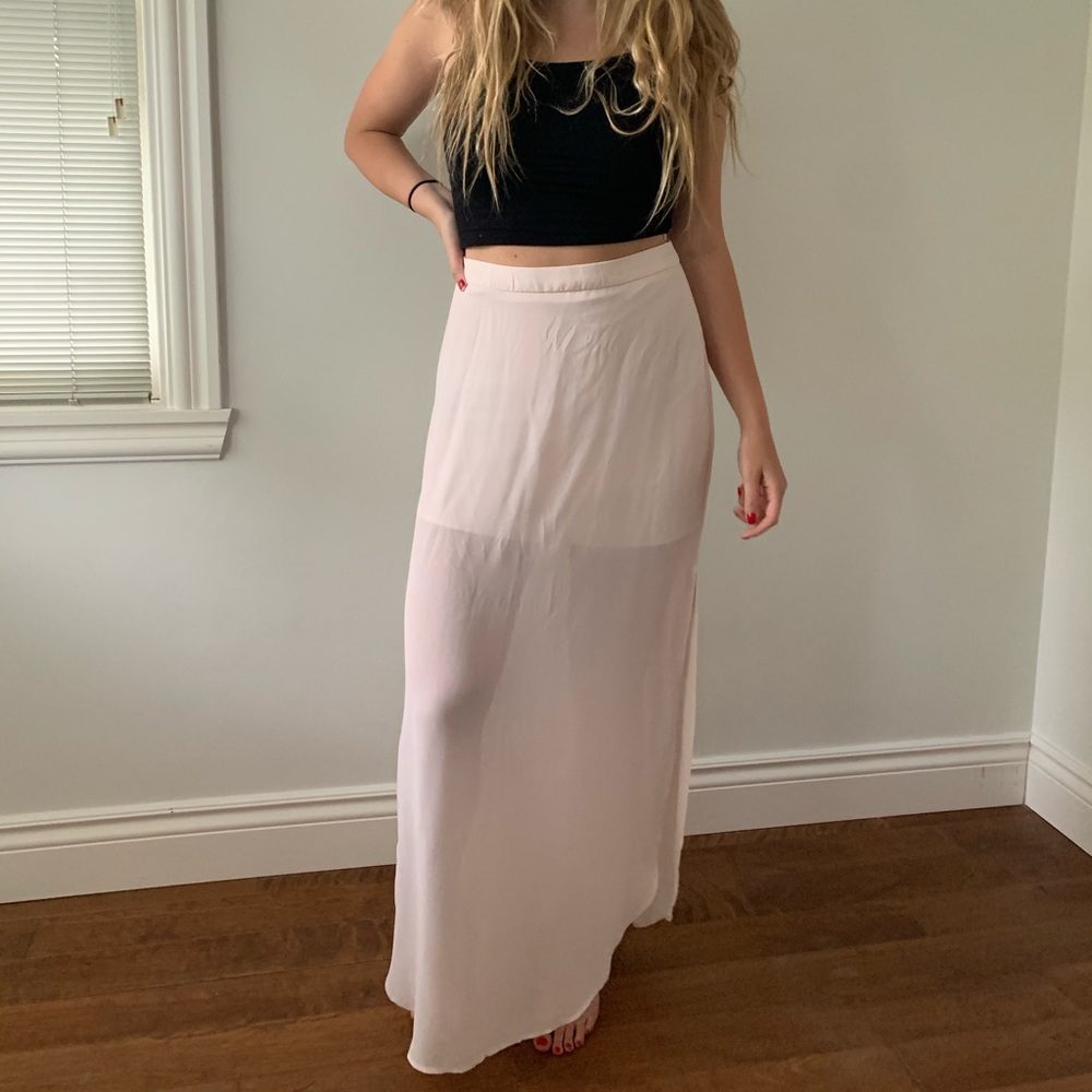 EDITORIAL maxi skirt